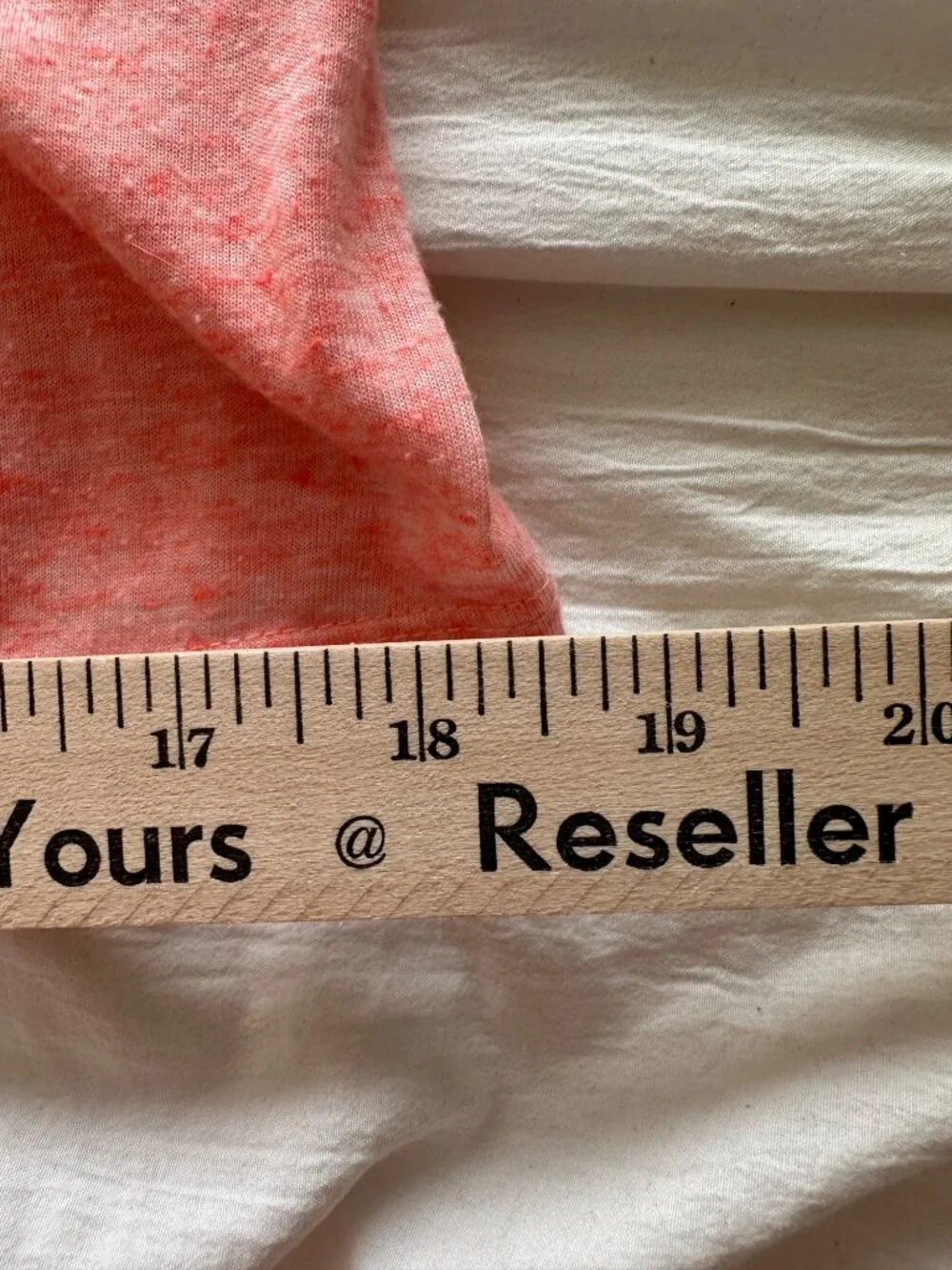 Victoria's Secret Coral V-Neck T-Shirt M Polyester/Linen Blend Beachy Vacation - Picture 11 of 12